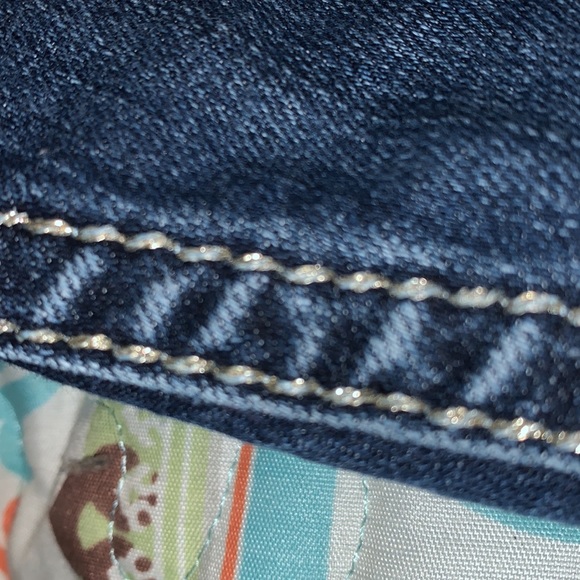 Miss Me jeans, size 29. - Picture 7 of 9